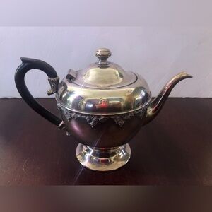 Vintage Silver Teapot. W M Rogers .
